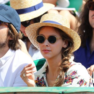 Ophélie Meunier et son mari Mathieu Vergne dans les tribunes du Rolex Monte-Carlo Masters 2018 à Roquebrune Cap Martin, France, le 21 avril 2018.