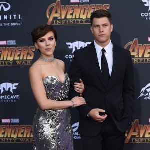 Scarlett Johansson (robe Erdem) et son compagnon Colin Jost à la première de 'Avengers: Infinity War' au théâtre El Capitan à Hollywood, le 23 avril 2018 © Chris Delmas/Bestimage