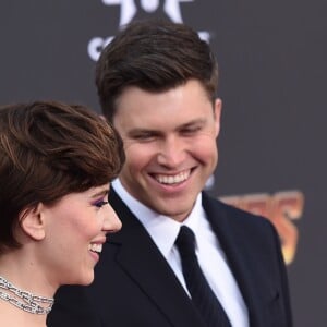 Scarlett Johansson et son compagnon Colin Jost à la première de 'Avengers: Infinity War' au théâtre El Capitan à Hollywood, le 23 avril 2018 © Chris Delmas/Bestimage