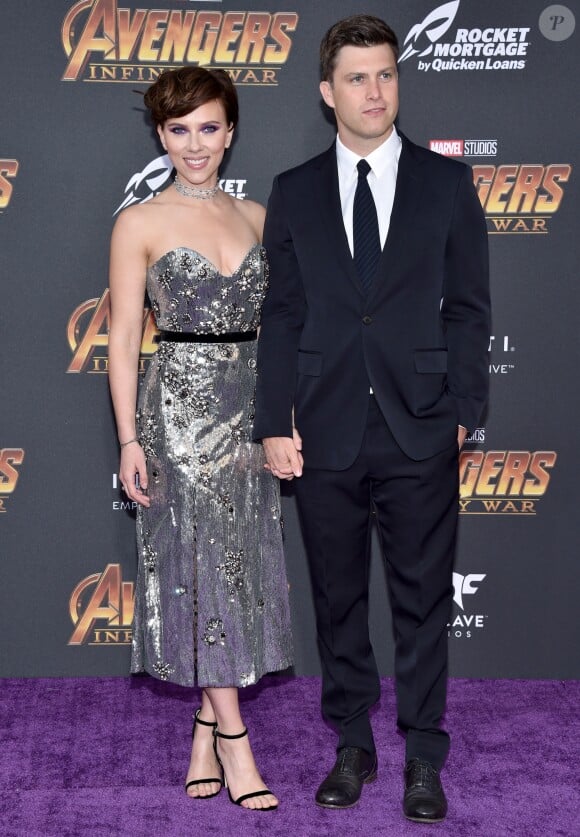 Scarlett Johansson et Colin Jost à la première de 'Avengers: Infinity War' au El Capitan à Hollywood, le 23 avril 2018