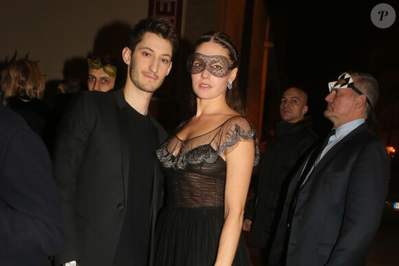 Exclusif - Pierre Niney et sa compagne Natasha Andrews - Arrivées au "Le Bal Surréaliste" Dior au Musée Rodin lors de la Fashion Week Haute Couture printemps-été 2018 à Paris, France, le 22 janvier 2018. © CVS-Veeren/Bestimage