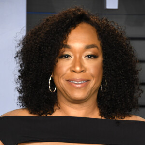 Shonda Rhimes à la soirée Vanity Fair Oscar au Wallis Annenberg Center à Beverly Hills, le 4 mars 2018