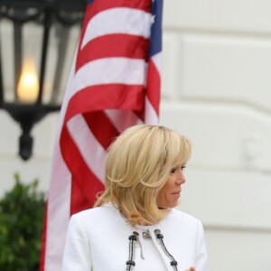 Le président américain Donald Trump, sa femme la Première Dame Melania Trump et la Première Dame française Brigitte Macron (Trogneux) - Le couple présidentiel américain accueille le couple présidentiel français à la Maison Blanche à Washington, le 24 avril 2018. © Dominique Jacovides/Bestimage