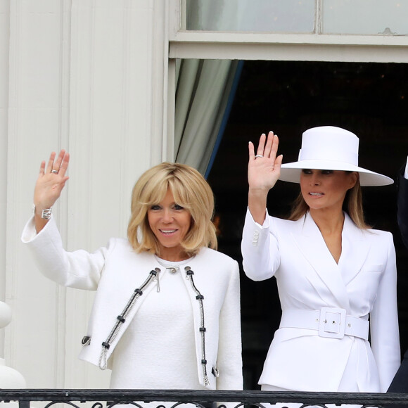 La Première Dame américaine Melania Trump et la Première Dame française Brigitte Macron (Trogneux) - Le couple présidentiel américain accueille le couple présidentiel français à la Maison Blanche à Washington, le 24 avril 2018. © Dominique Jacovides/Bestimage