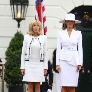 La Première Dame américaine Melania Trump et la Première Dame française Brigitte Macron (Trogneux) - Le couple présidentiel américain accueille le couple présidentiel français à la Maison Blanche à Washington, le 24 avril 2018. © Dominique Jacovides/Bestimage