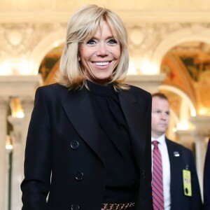 Le président de la République française Emmanuel Macron et sa femme la Première Dame Brigitte Macron (Trogneux) visitent la librairie du Congrès à Washington aux Etats Unis, le 25 avril 2018. © Stéphane Lemouton/Bestimage