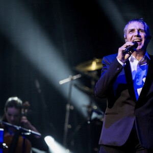 Exclusif - Julien Clerc en concert à la Salle Pleyel pour "La Tournée des 50 ans" à Paris le 16 mars 2018 © Cyril Moreau / Bestimage
