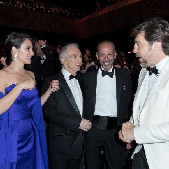 Penélope Cruz, Alain Terzian et Javier Bardem - 43e cérémonie des Cesar à la salle Pleyel à Paris, le 2 mars 2018. © Dominique Jacovides - Olivier Borde / Bestimage