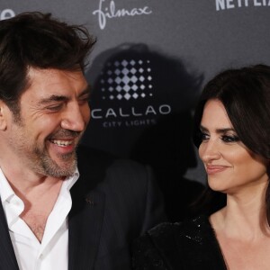 Javier Bardem et Penélope Cruz - Première du film "Loving Pablo" au cinéma Callao à Madrid, le 7 mars 2018.