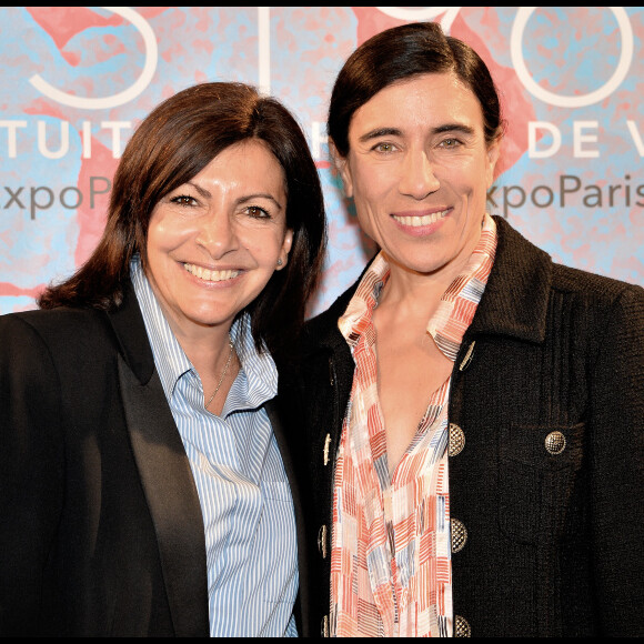 Exclusif - Anne Hidalgo et Blanca Li - Vernissage de l'exposition du photographe Gilles Caron à la Mairie de Paris le 3 mai 2017. © Veeren/Bestimage