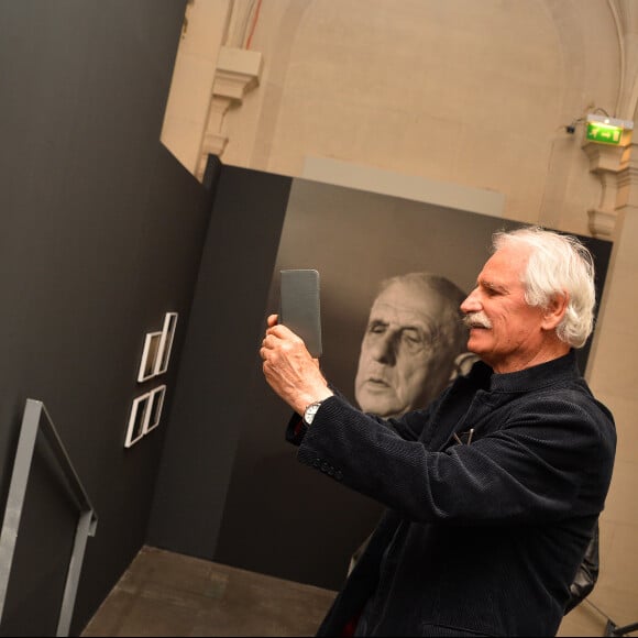 Exclusif - Yann Arthus-Bertrand - Vernissage de l'exposition du photographe Gilles Caron à la Mairie de Paris le 3 mai 2017. © Veeren/Bestimage
