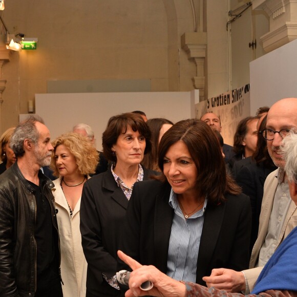 Exclusif - Anne Hidalgo - Vernissage de l'exposition du photographe Gilles Caron à la Mairie de Paris le 3 mai 2017. © Veeren/Bestimage