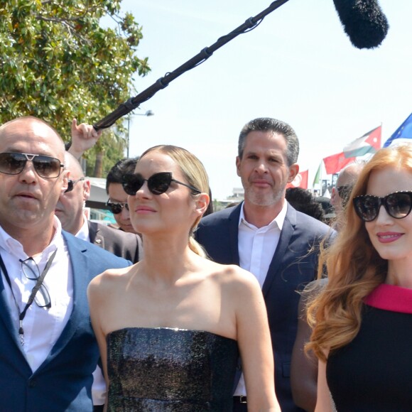 Marion Cotillard, Jessica Chastain lors d'un photocall pour le film 355 pour le 71ème Festival International du Film de Cannes, France, le 10 mai 2018. CVS / Bestimage