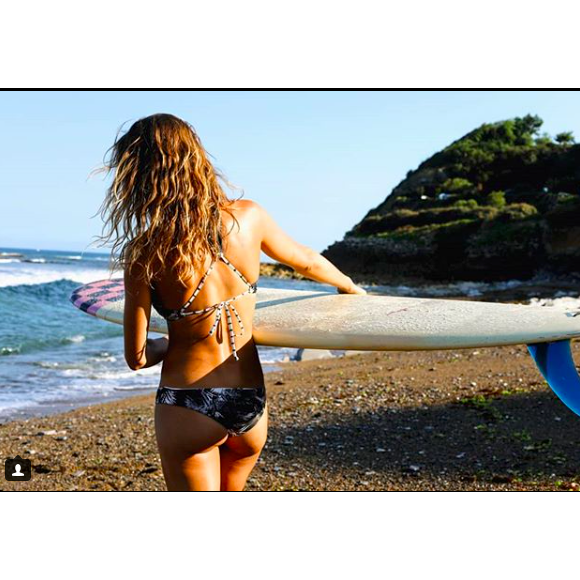 Laury Thilleman en bikini le 9 mai 2018 en Bretagne.