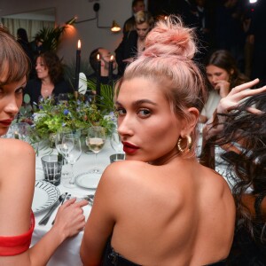 Hailey Baldwin, Bella Hadid lors du dîner "Dior - Madame Figaro Unifrance" à l'hôtel JW Marriott lors du 71ème Festival International du Film de Cannes le 12 mai 2018. CVS-Veeren/Bestimage