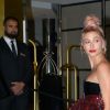 Hailey Baldwin arrive au dîner "Dior - Madame Figaro" à l'hôtel JW Marriott lors du 71ème Festival International du Film de Cannes, le 12 mai 2018.
