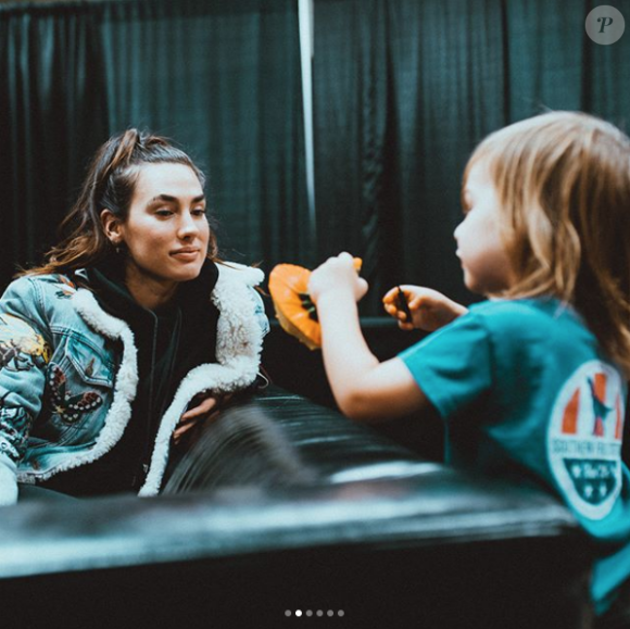 La famille s'agrandit pour le chanteur de Fall Out Boy. Ce 13 mai 2018, Pete Wentz a accueilli son troisième enfant, une petite fille prénommée Marvel.