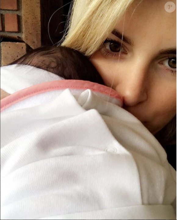 Emilie Fiorelli avec sa petite fille Louna sur Instagram, mai 2018.