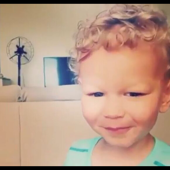 Ingrid Chauvin a partagé une vidéo de son fils Tom sur Instagram. Mai 2018.