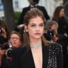 Barbara Palvin, parée de bijoux Messika - Montée des marches du film " Burning " lors du 71ème Festival International du Film de Cannes. Le 16 mai 2018 © Borde-Jacovides-Moreau/Bestimage