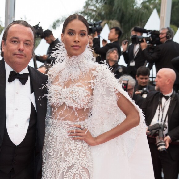 Gilles Mansard (Président de De Grisogono France) et Cindy Bruna (robe Ashi) (Bijoux de Grisogono) - Montée des marches du film " Burning " lors du 71ème Festival International du Film de Cannes. Le 16 mai 2018 © Borde-Jacovides-Moreau/Bestimage