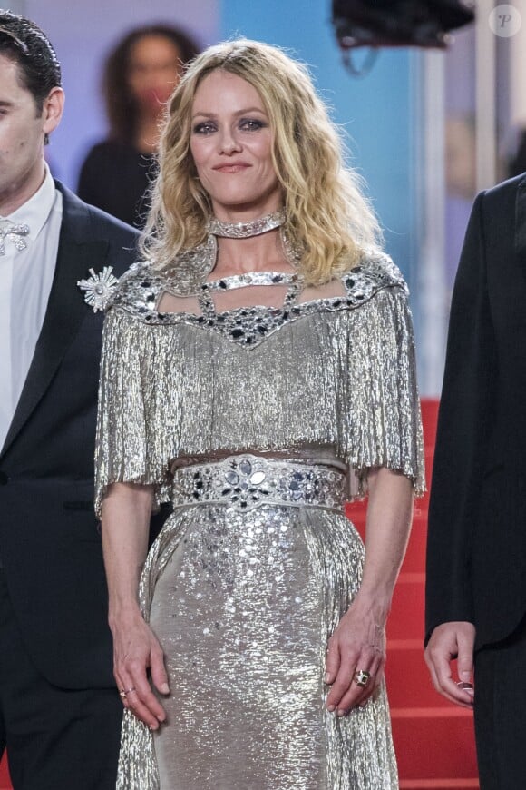 Vanessa Paradis - Montée des marches du film " Un couteau dans le coeur " lors du 71ème Festival International du Film de Cannes. Le 17 mai 2018 © Borde-Jacovides-Moreau/Bestimage