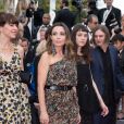 Elodie Bouchez et guest - Montée des marches du film « Ahlat Agaci » lors du 71ème Festival International du Film de Cannes. Le 18 mai 2018 © Borde-Jacovides-Moreau/Bestimage
