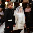 Le prince Harry et Meghan Markle (en robe de mariée Givenchy), duc et duchesse de Sussex, en la chapelle St. George au château de Windsor après leur mariage le 19 mai 2018.