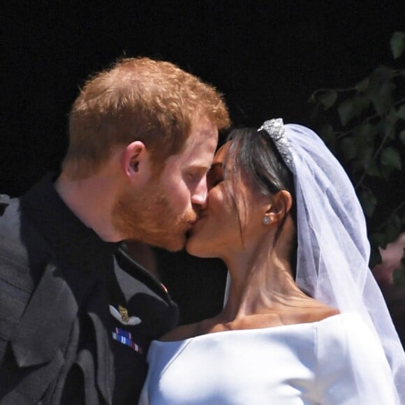 Le prince Harry et Meghan Markle, duc et duchesse de Sussex, ont célébré leur mariage le 19 mai 2018 en la chapelle St George à Windsor. Une cérémonie marquée notamment par leur émouvante complicité amoureuse, qui sautait aux yeux...