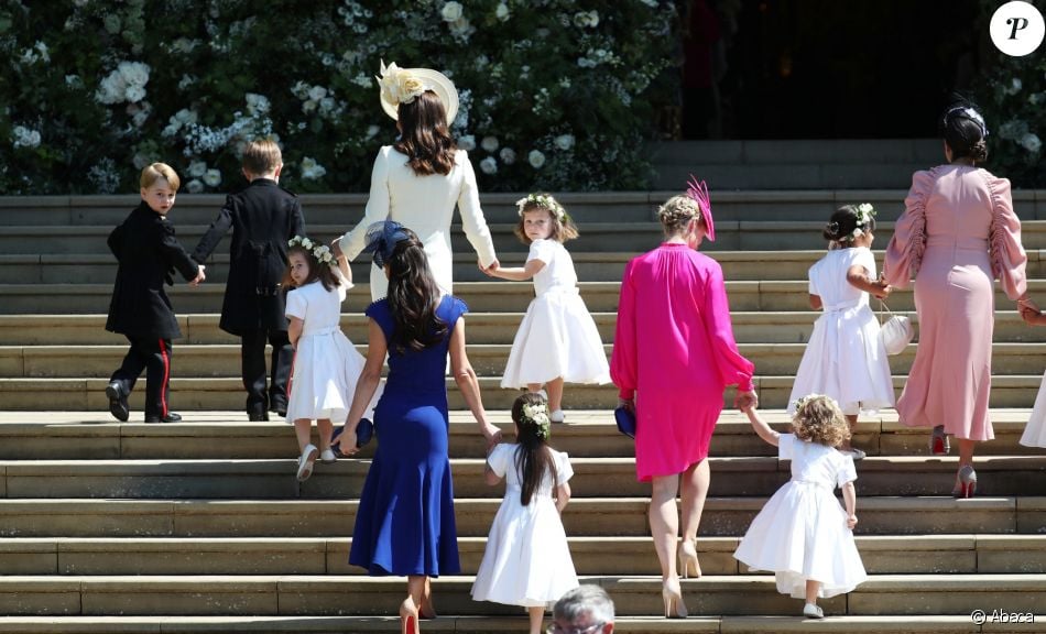 Kate Middleton Et Jessica Mulroney Robe Bleue Arrivent A La