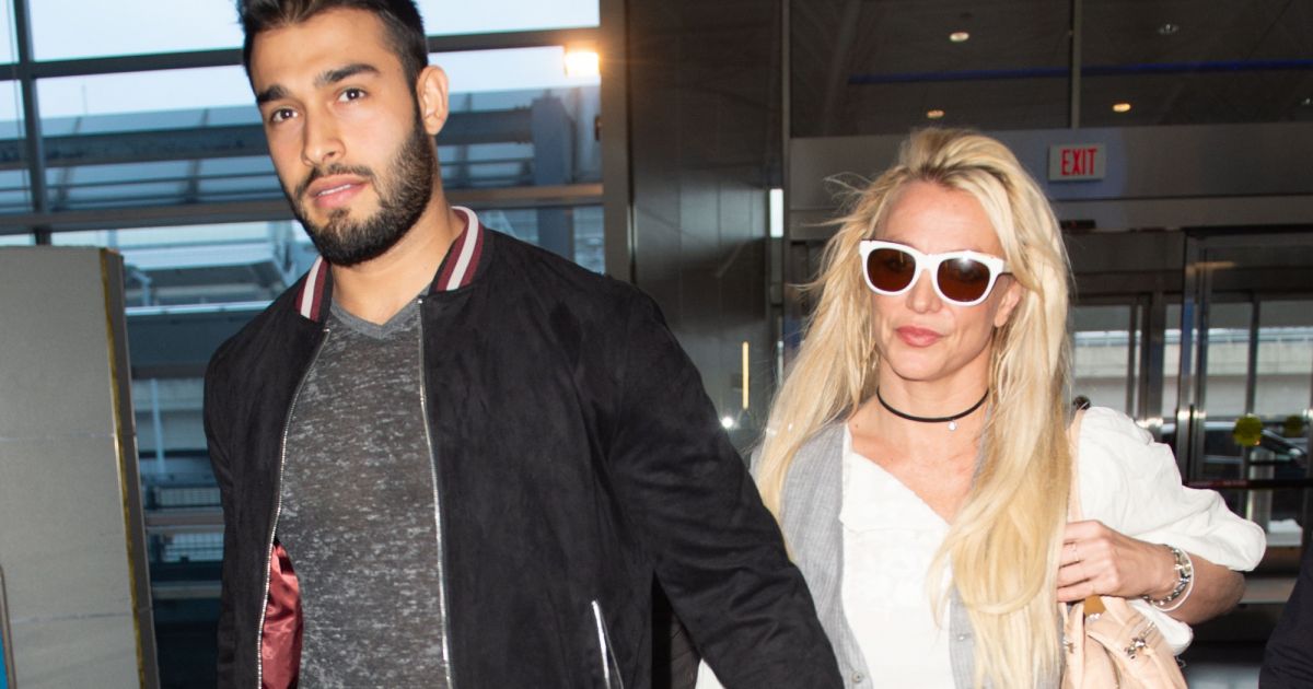 Exclusif - Britney Spears et son compagnon Sam Asghari arrivent à l