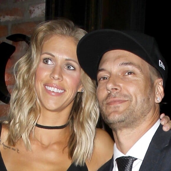 Kevin Federline et sa femme Victoria Prince quittent le club Tao à Los Angeles le 22 août 2017.