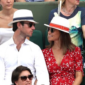 Pippa Middleton (enceinte) et son mari James Matthews lors des Internationaux de Tennis de Roland-Garros à Paris, France, le 27 mai 2018. © Jacovides-Moreau/Bestimage