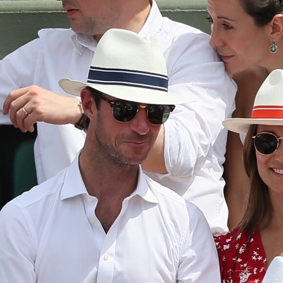 Pippa Middleton (enceinte) et son mari James Matthews lors des Internationaux de Tennis de Roland-Garros à Paris, France, le 27 mai 2018. © Jacovides-Moreau/Bestimage