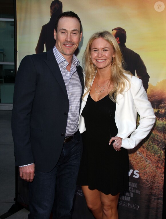 Laina Rose Thyfault et son fiancé Chris Klein - Avant-première du film "Where Hope Grows" à Hollywood, le 4 mai 2015.