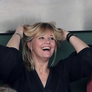 Flavie Flament - People dans les tribunes lors des Internationaux de France de Tennis de Roland-Garros à Paris le 2 juin 2018.