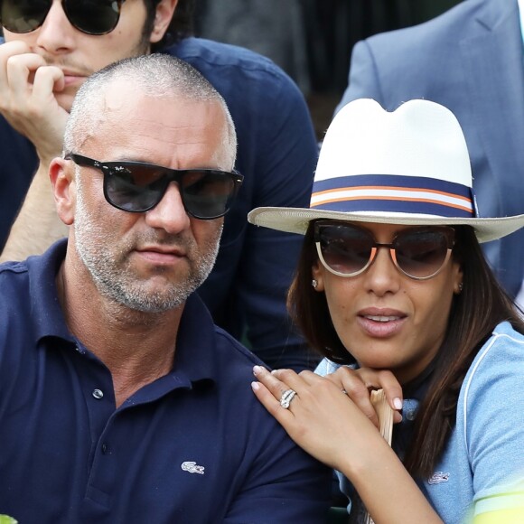 Amel Bent et son mari Patrick Antonelli dans les tribunes des internationaux de tennis de Roland Garros à Paris, France, le 3 juin 2018. © Dominique Jacovides - Cyril Moreau/Bestimage