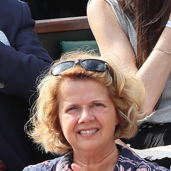 Le chanteur Vianney (Vianney Bureau) et sa compagne Catherine Robert dans les tribunes des internationaux de tennis de Roland Garros à Paris, France, le 3 juin 2018. © Dominique Jacovides - Cyril Moreau/Bestimage  Celebs attending the Roland Garros French Open, in Paris, France, on June 3rd, 2018.03/06/2018 - Paris