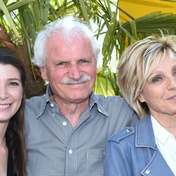 Chloé Nabédian, Yann Arthus-Bertrand et Evelyne Dhéliat - 15éme Forum international de la météo et du climat parainné par Y. Arthus-Bertrand à Paris le 3 juin 2018. © Giancarlo Gorassini/Bestimage