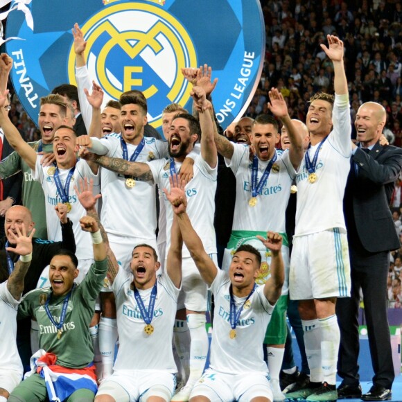 Zinedine Zidane et l'équipe du Real Madrid - Le Real Madrid remporte la Ligue des Champions face au FC Liverpool à Kiev le 26 mai 2018.