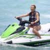 Britney Spears s'éclate sur un jet ski à Miami le 6 juin 2018.