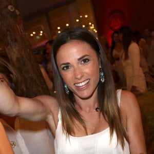 Capucine Anav lors du dîner de la "Soirée Blanche" au bar Magnum du Village de Roland Garros à Paris, le 7 juin 2018. © Veeren/Bestimage