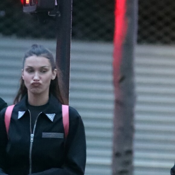 Exclusif - Bella Hadid et son compagnon The Weeknd ont été boire un verre dans le quartier de Pigalle avant d'aller dîner dans un restaurant près de La gare de Lyon à Paris le 31 mai 2018.