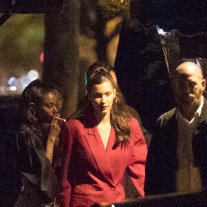 Exclusif - Bella Hadid et son compagnon The Weeknd sont allés dîner au restaurant "The Bistrologist" dans le quartier des Champs-Elysées avec des amis à Paris, le 1er juin 2018. Après sa séance de sport, The Weeknd est rentré à l'hôtel pour rejoindre Bella Hadid. Ils sont sortis dîner avec leurs amis (dont Fanny Bourdette-Donon) et ont quitté le restaurant à 3h45.