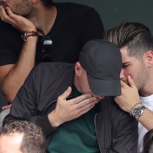 Zinedine Zidane et Luca Zidane dans les tribunes des Internationaux de France de Tennis de Roland Garros à Paris, le 10 juin 2018. © Dominique Jacovides - Cyril Moreau/Bestimage