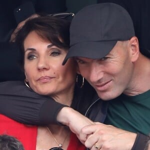 Zinédine Zidane et sa femme Véronique dans les tribunes des Internationaux de France de Tennis de Roland Garros à Paris, le 10 juin 2018. © Dominique Jacovides - Cyril Moreau/Bestimage