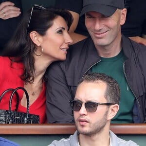 Zinédine Zidane et sa femme Véronique dans les tribunes des Internationaux de France de Tennis de Roland Garros à Paris, le 10 juin 2018. © Dominique Jacovides - Cyril Moreau/Bestimage