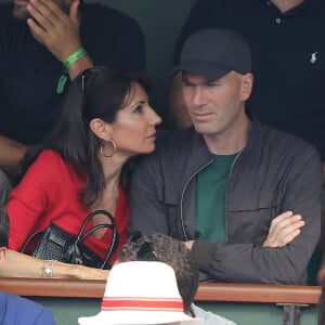 Zinédine Zidane et sa femme Véronique dans les tribunes des Internationaux de France de Tennis de Roland Garros à Paris, le 10 juin 2018. © Dominique Jacovides - Cyril Moreau/Bestimage