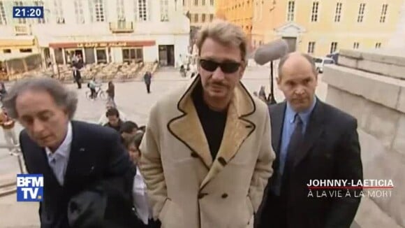 Johnny Hallyday accusé de viol en 2002, un épisode judiciare abordé dans le documentaire "Johnny - Laeticia, à la vie à la mort" diffusé le lundi 11 juin 2018 sur BFMTV. 