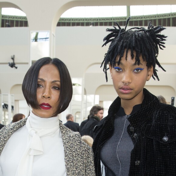 Jada Pinkett Smith et sa fille Willow Smith - People au défilé de mode Chanel collection prêt-à-porter Automne Hiver 2016/2017 au Grand Palais, lors de la fashion week à Paris, le 8 mars 2016. © Olivier Borde/Bestimage